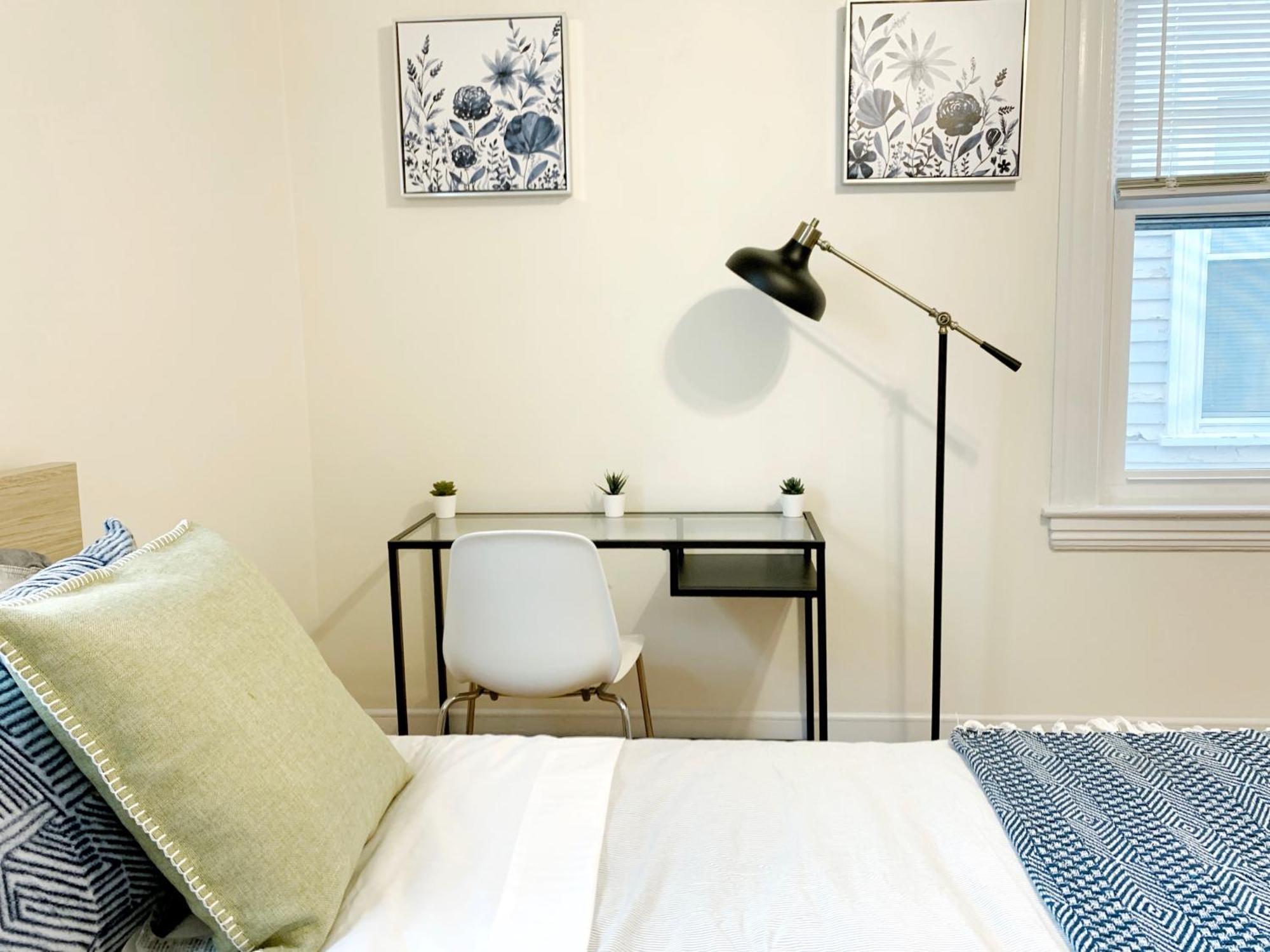 Best Location At Harvard University! 4 Bedroom Apartment! Two Units Available! Cambridge Dış mekan fotoğraf